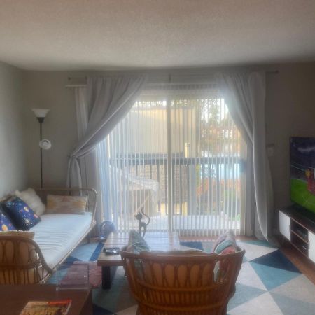 Shared Space With Private Room In Beautiful Lakefront Apartment Federal Way Exterior photo